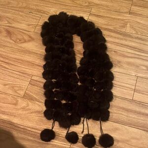 Elegant Brown Ranbit Fur Pom-Pom Scarf